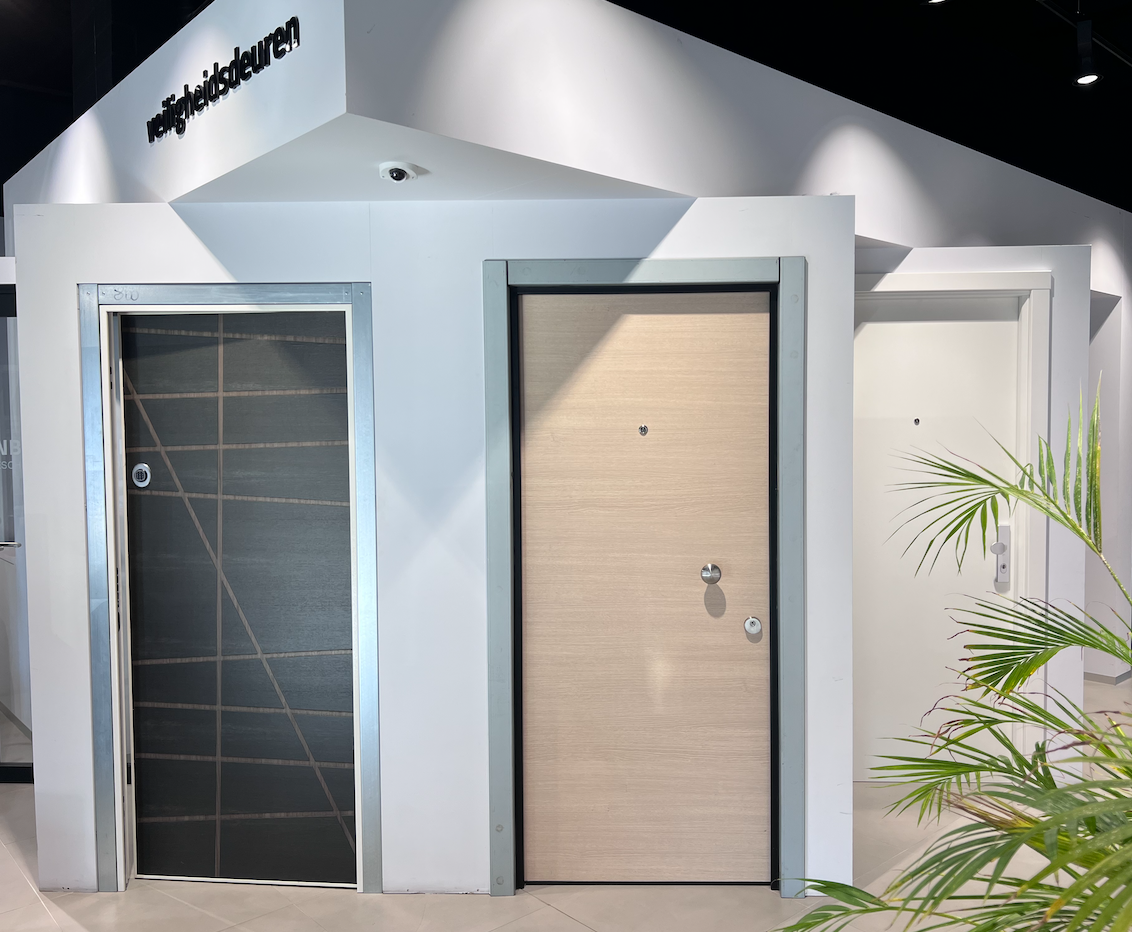 Modellen op locatie — Showroom